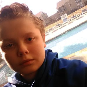 Meet your Posher, Ashton